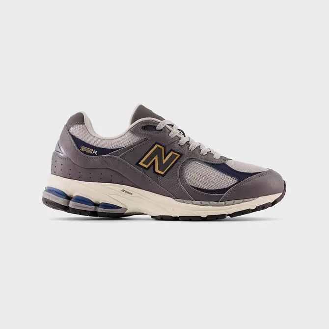 02518 New Balance 2002