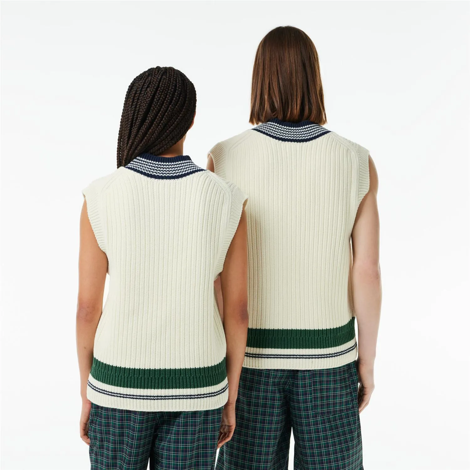 03954 Lacoste Heavy Knit Badge Tennis Sweater