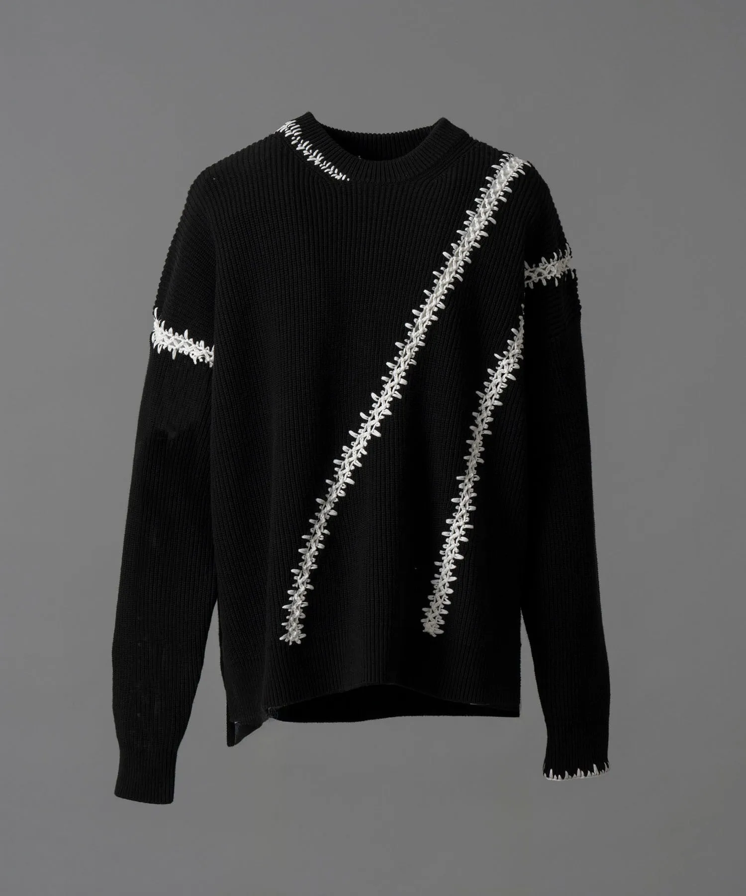 【24AW PRE-ORDER】Barbed Wire Embroidery Prime-Over Crew Neck Knit Pullover