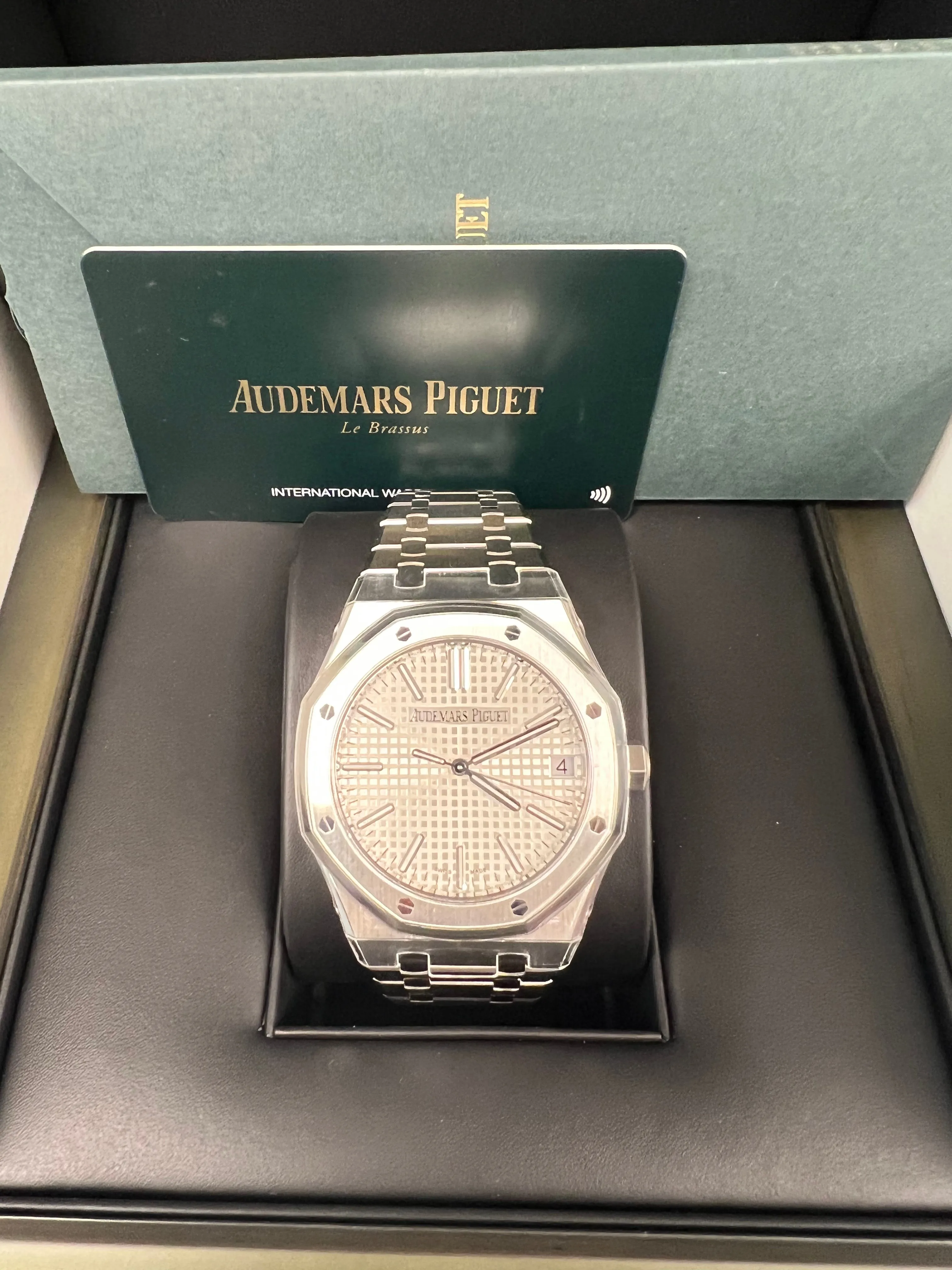 Audemars Piguet ROYAL OAK SELFWINDING "50TH ANNIVERSARY" White Dial Ref. 15510ST.OO.1320ST.03