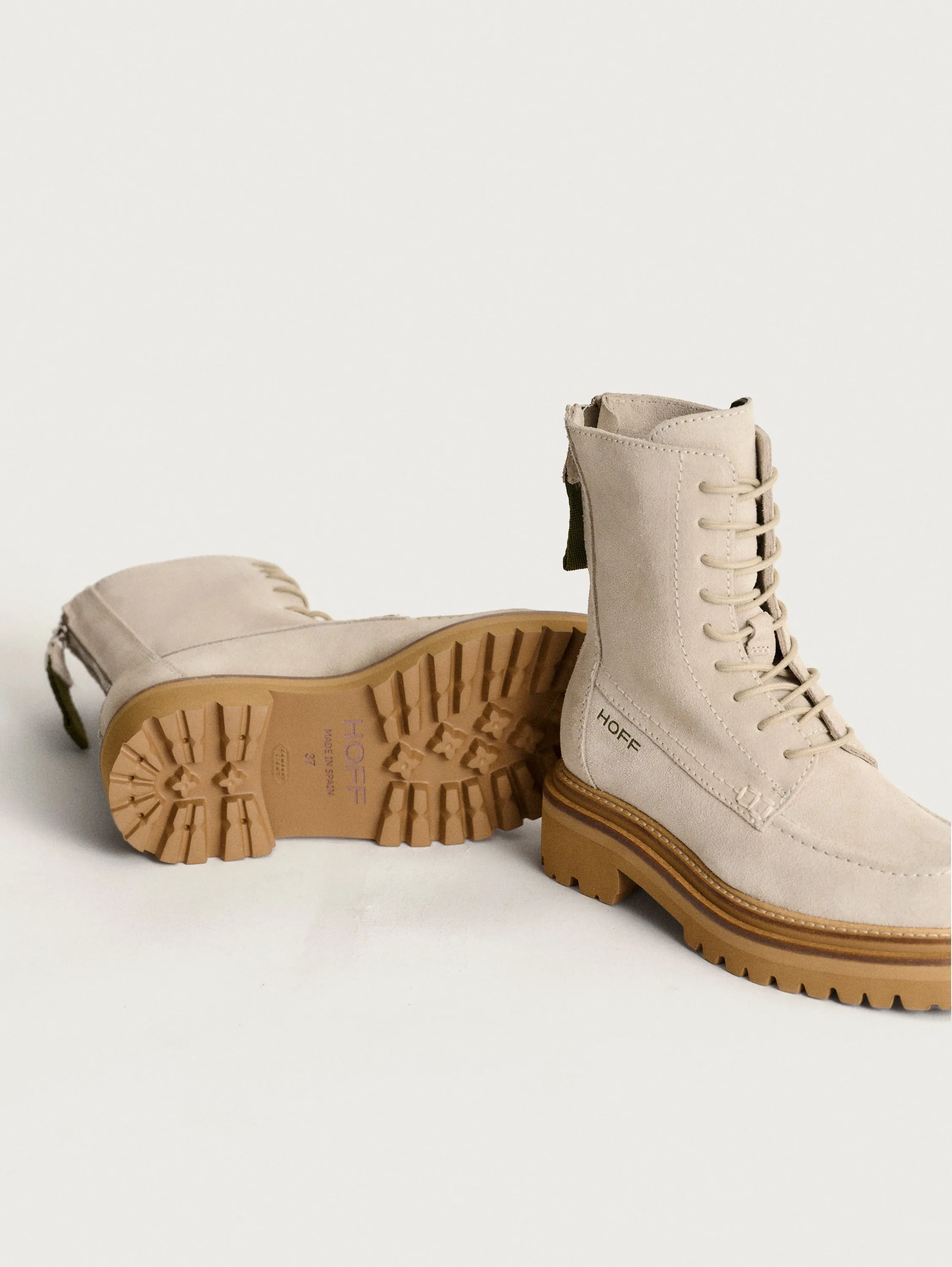 BOTA SERRAJE DESERT BEIGE