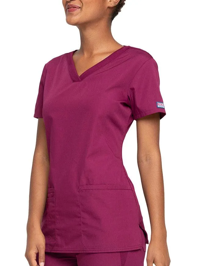 Cherokee Workwear Women's Contemporary Fit V-neck Top