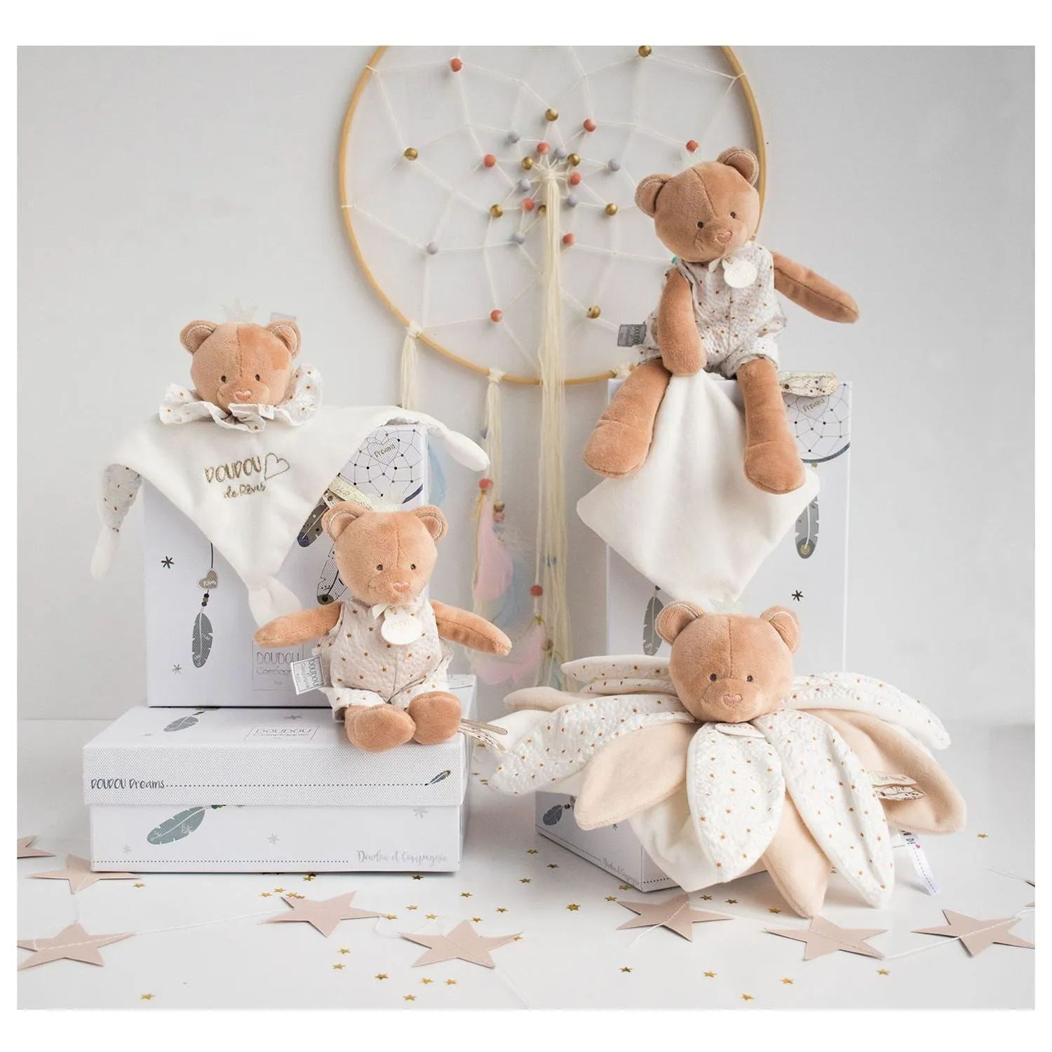 Doudou Signature Petal Comforter - Cutie Bear