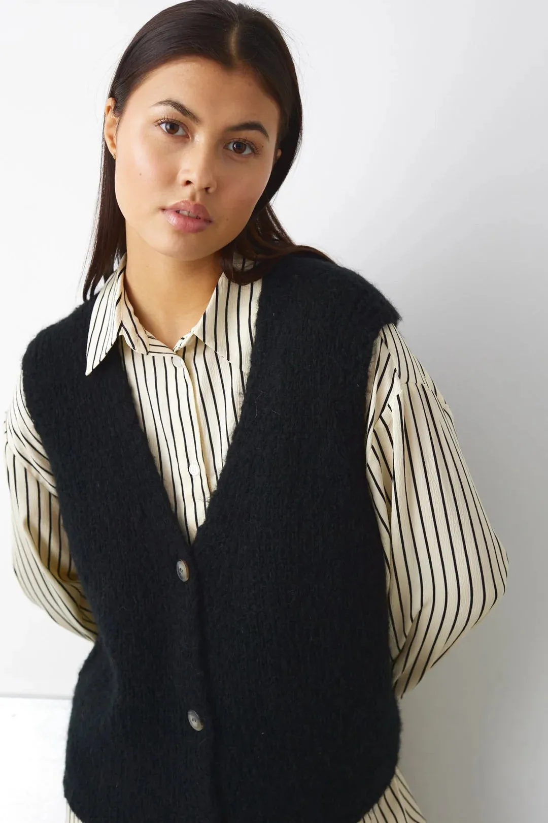 Jacey Knit Vest in Black