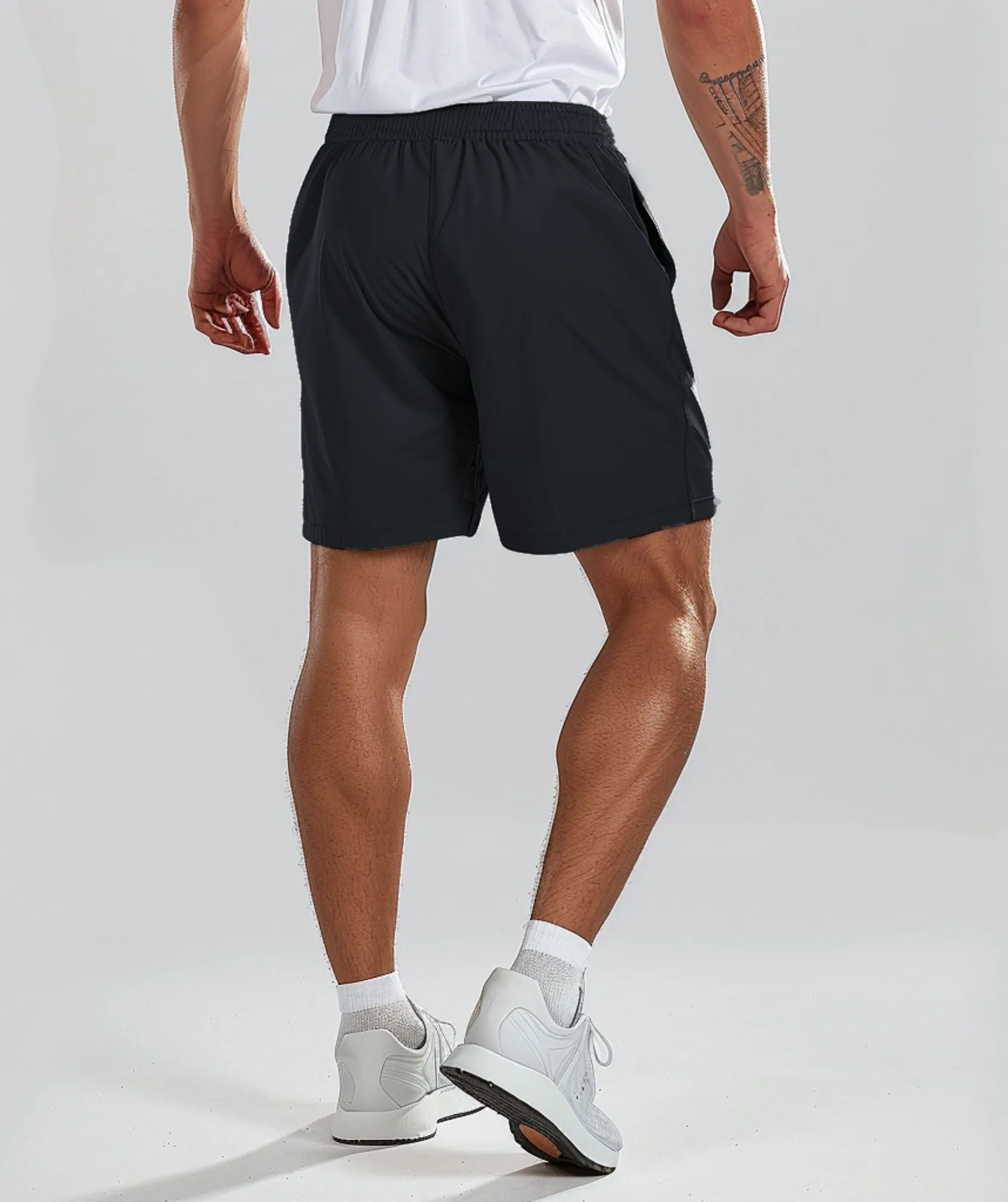 Pinnacle Shorts - Black