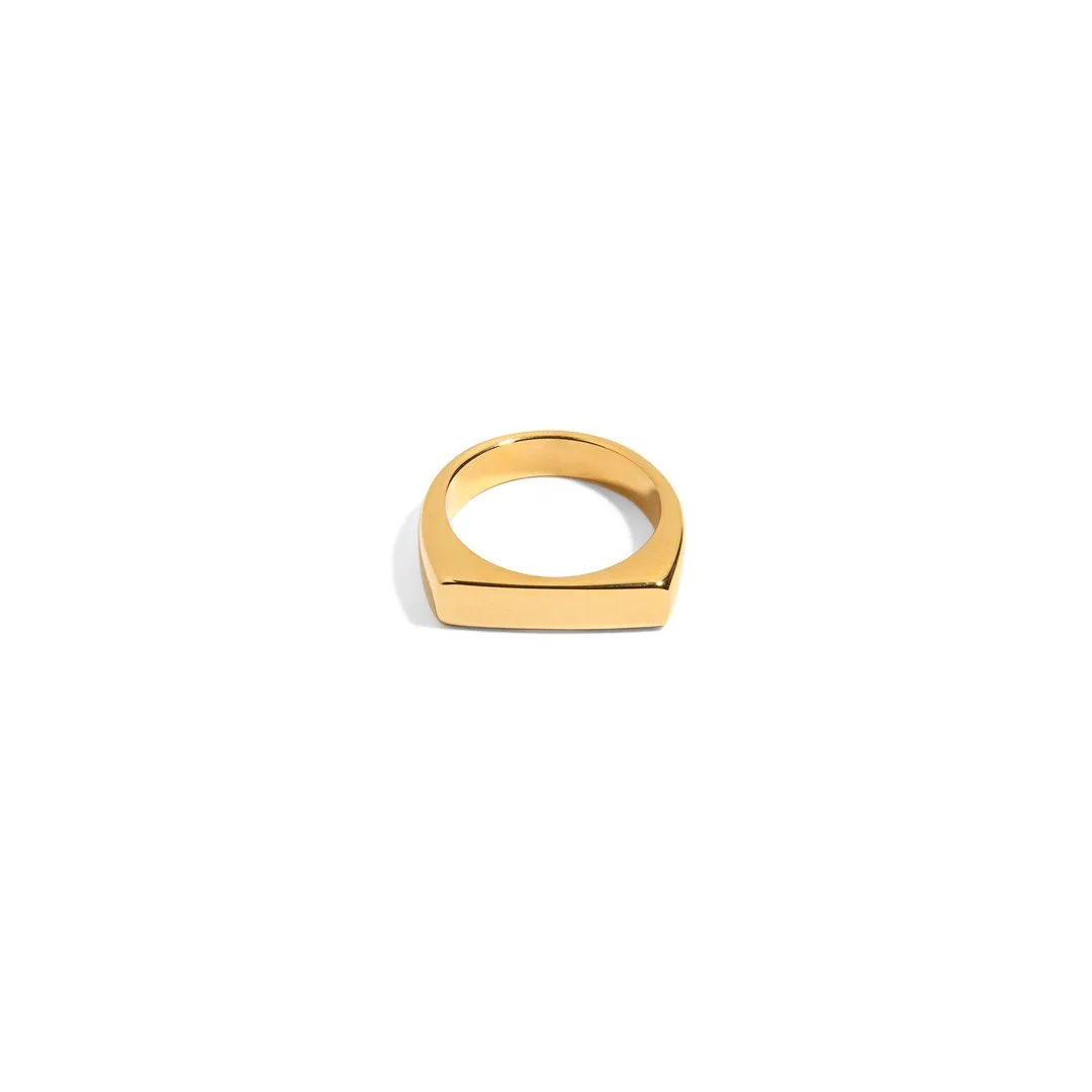 RECTANGULAR SIGNET GOLDEN RING