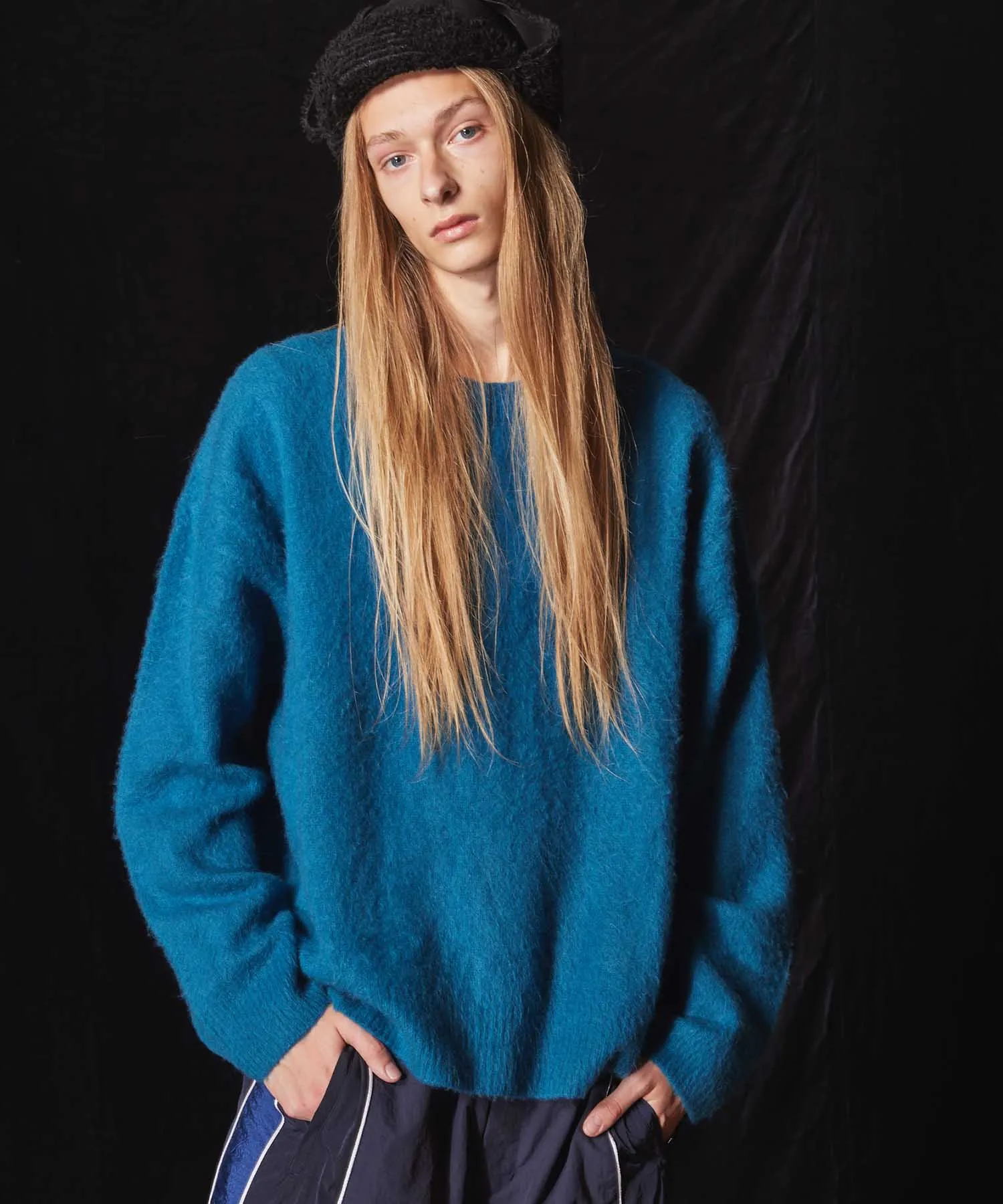 Royal Cashmere Special Blushed Prime-Over Crew Neck Knit Pullover