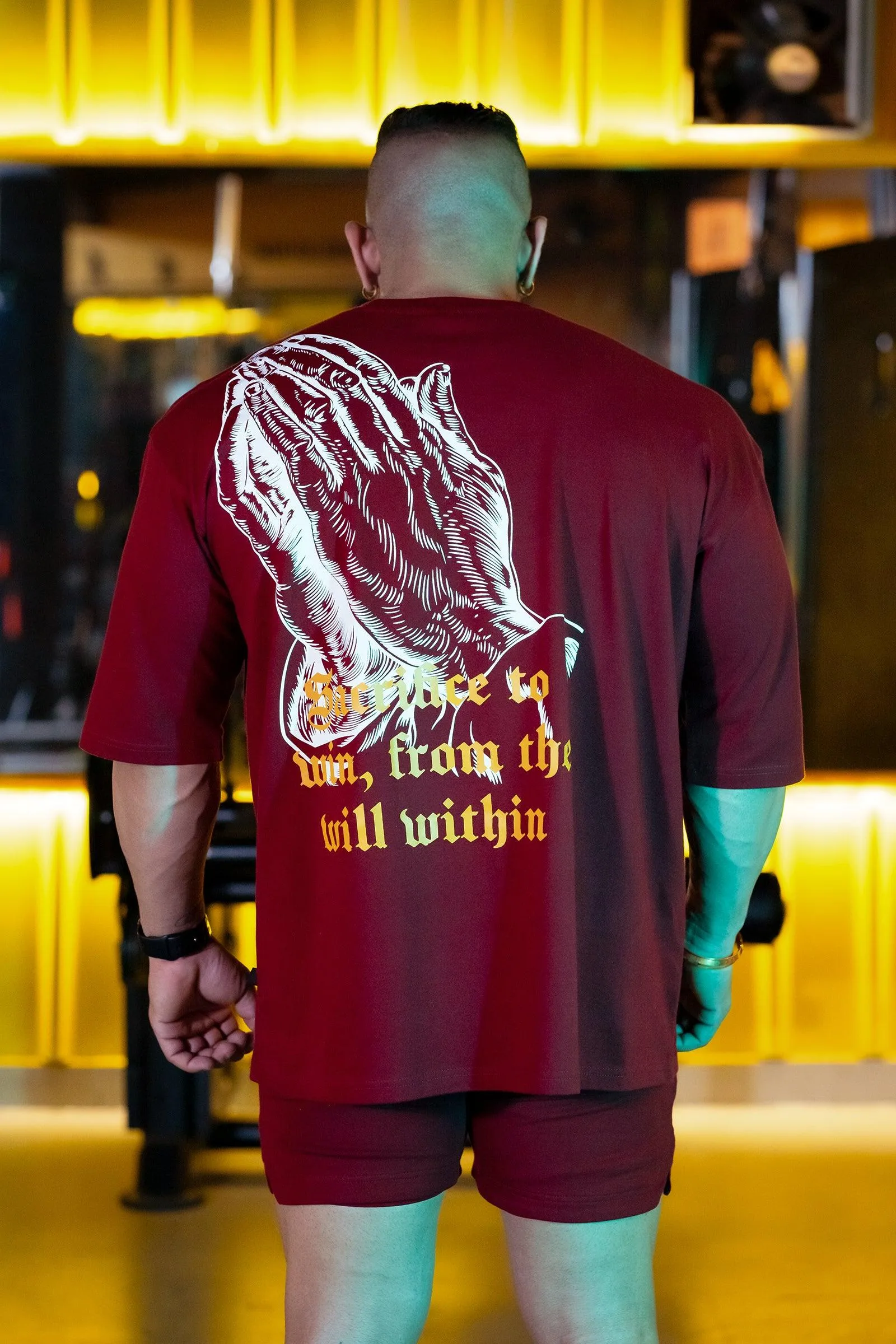 SACRIFICE TO WIN "PREMIUM" OVERSIZED T-SHIRT (MEHROON)