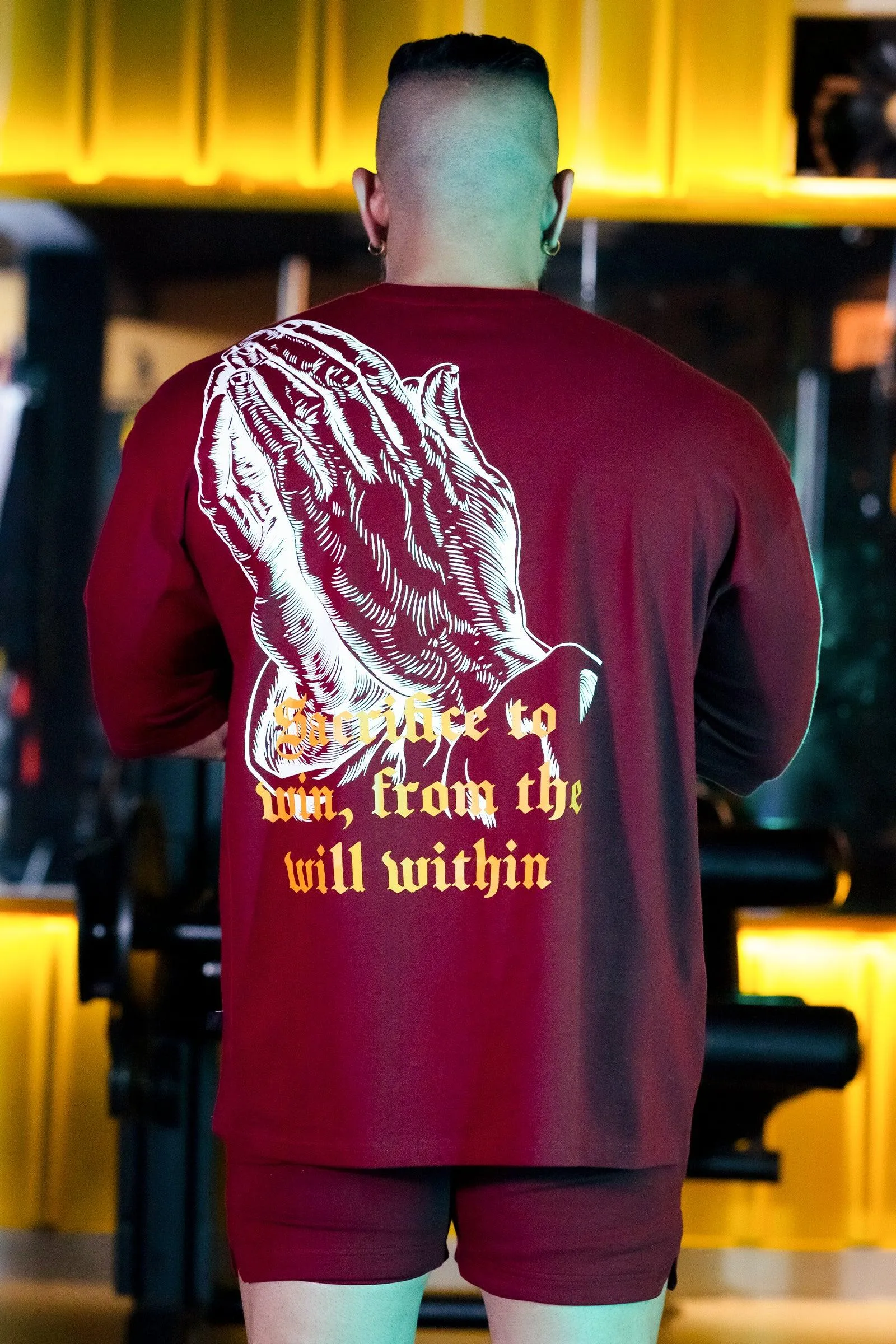 SACRIFICE TO WIN "PREMIUM" OVERSIZED T-SHIRT (MEHROON)