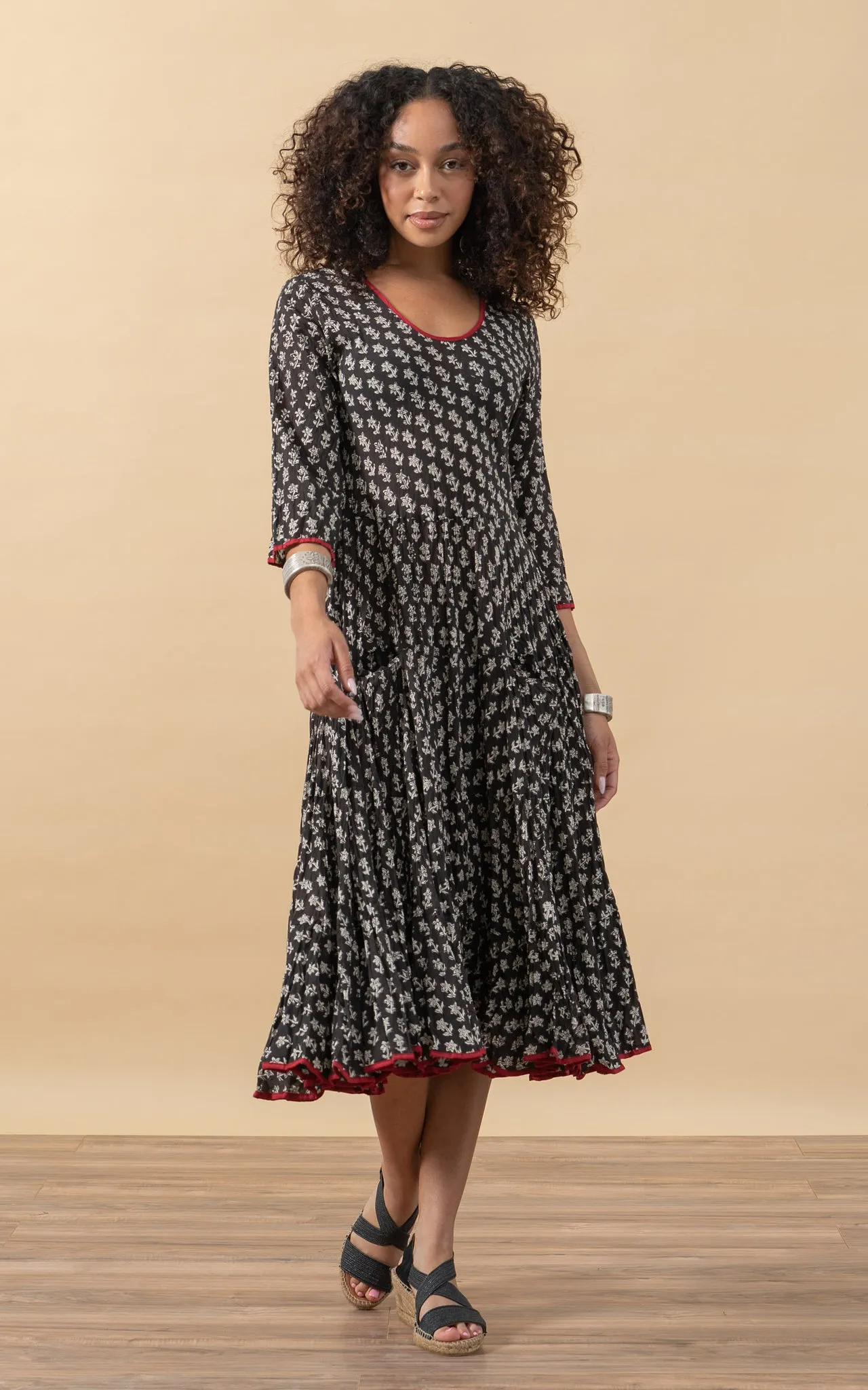 Santa Fe Dress, Long, 3/4 Sleeve, Amina Black