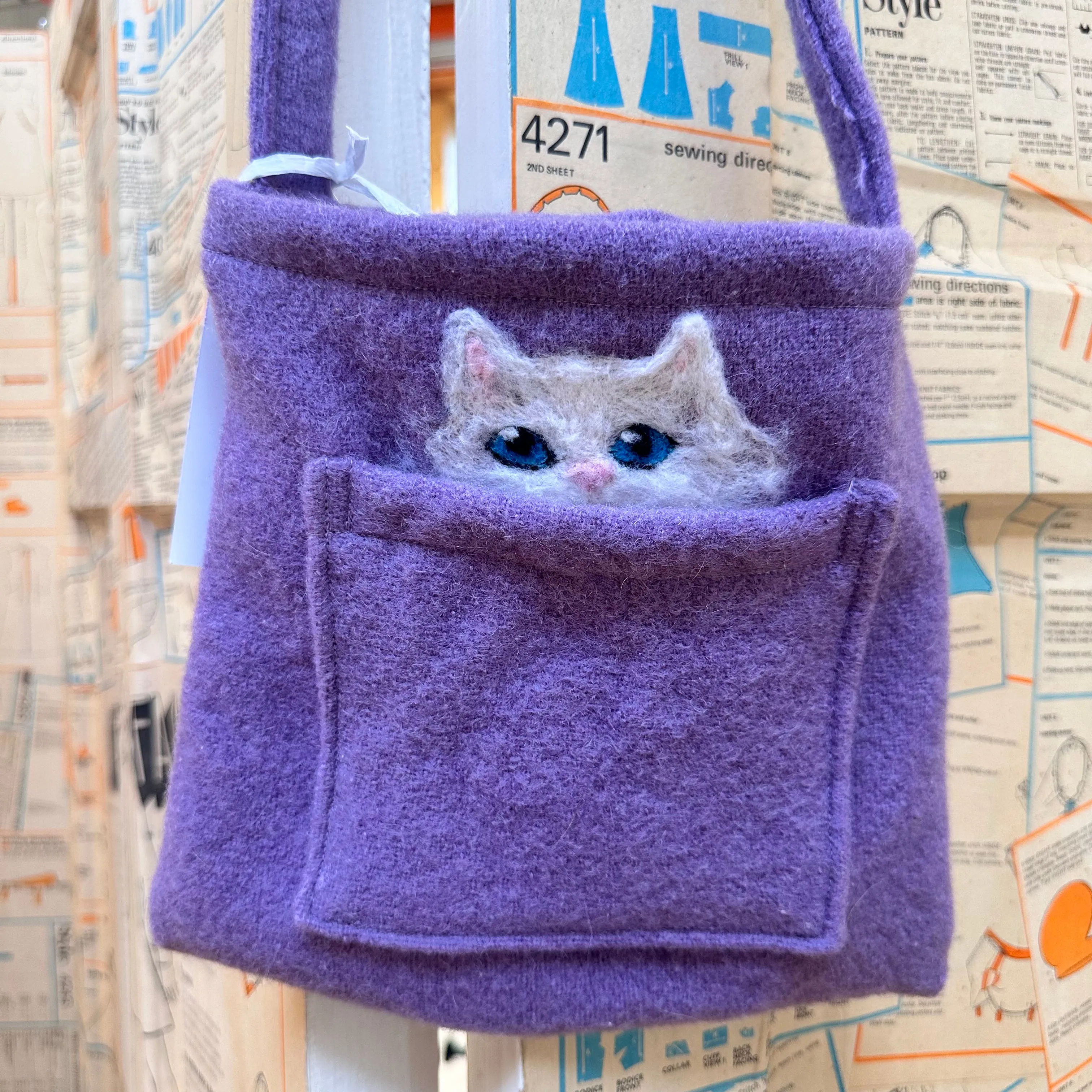 Three Sister's Felt Bag With Cat