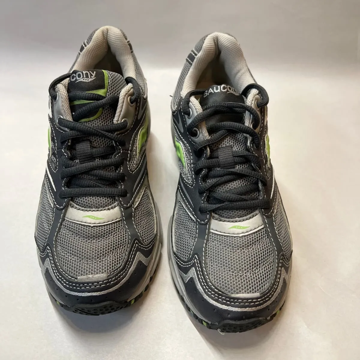 Women's Saucony •Ridge TR-Original• Trail Running Shoe - Gray/Green- Size 7M Preowned